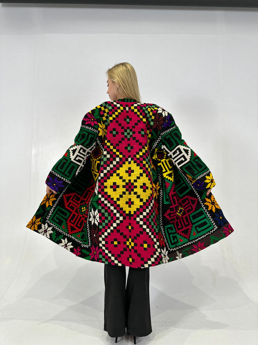 Handmade Upcycled Uzbek Suzani Embroidery Chapan Coat/Robe/Kaftan/Kimono Vintage