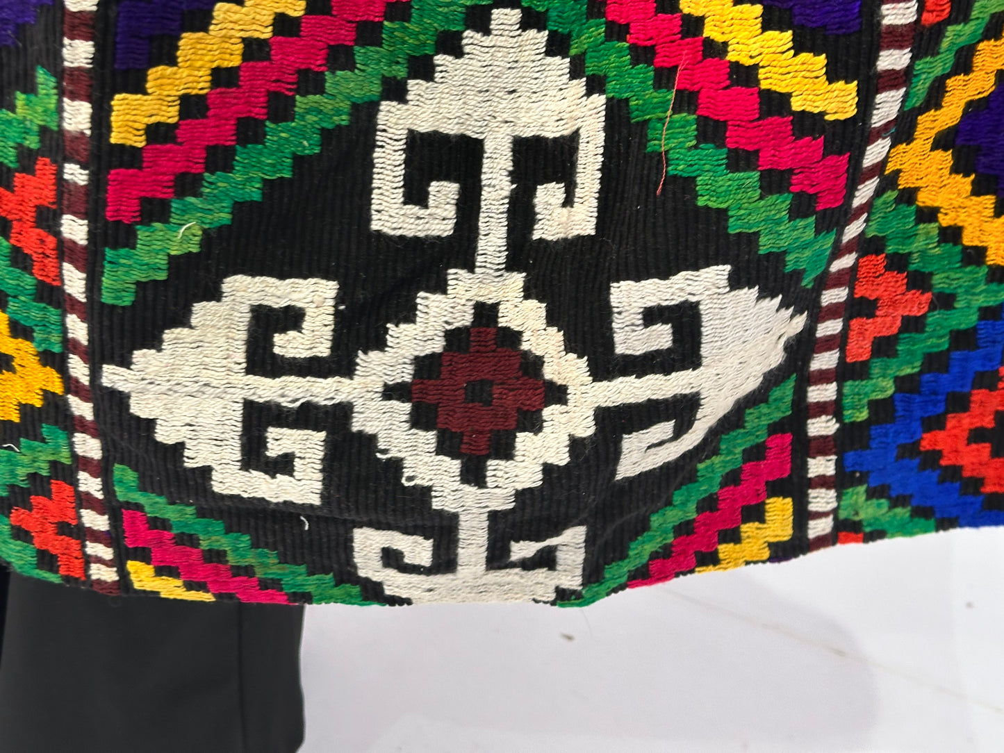 Handmade Upcycled Uzbek Suzani Embroidery Chapan Coat/Robe/Kaftan/Kimono Vintage