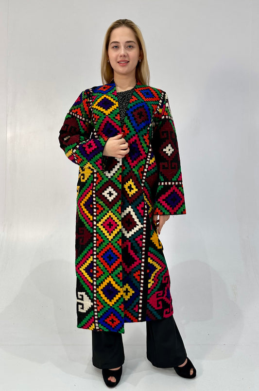 Handmade Upcycled Uzbek Suzani Embroidery Chapan Coat/Robe/Kaftan/Kimono Vintage