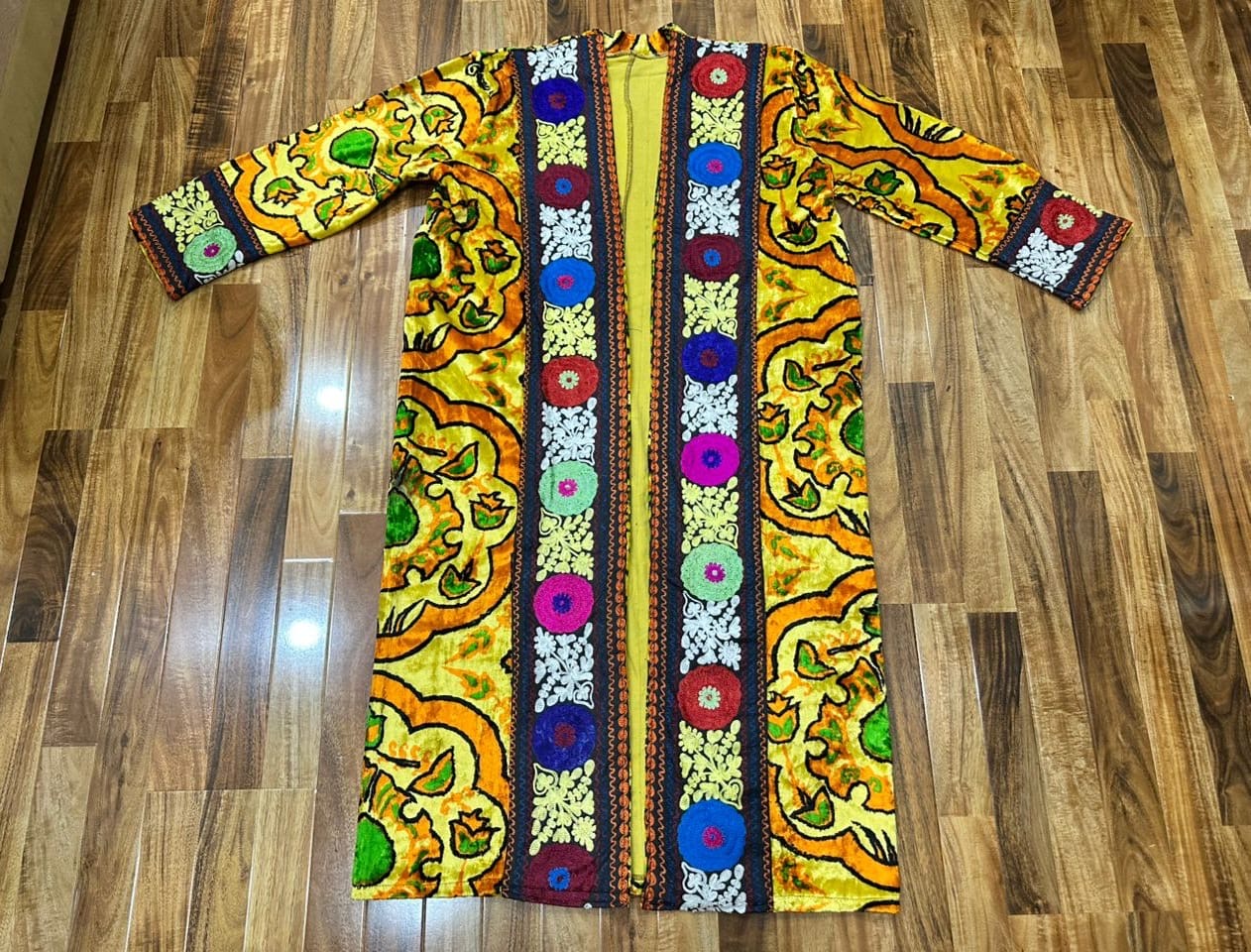 Handmade Upcycled Uzbek Suzani Embroidery Chapan Coat/Robe/Kaftan/Kimono Vintage 3 Unit