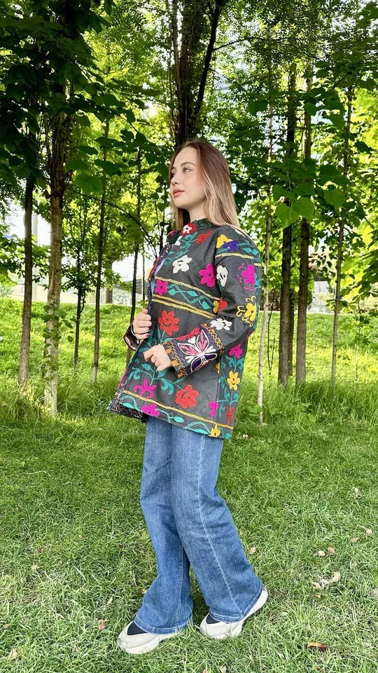 Vintage Handmade Uzbek Suzani Chapan: Upcycled Embroidered Kaftan
