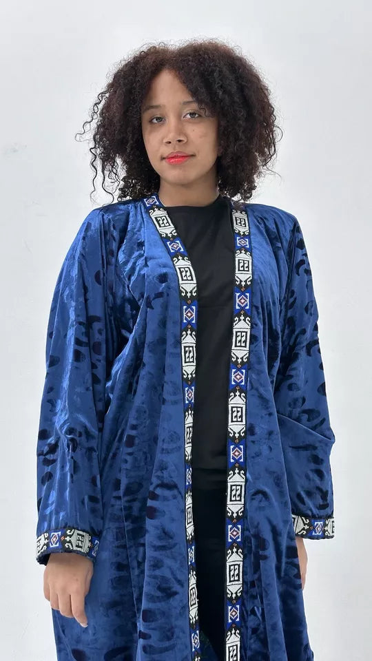 Vintage Handmade Uzbek Suzani Chapan: Upcycled Embroidered Kaftan