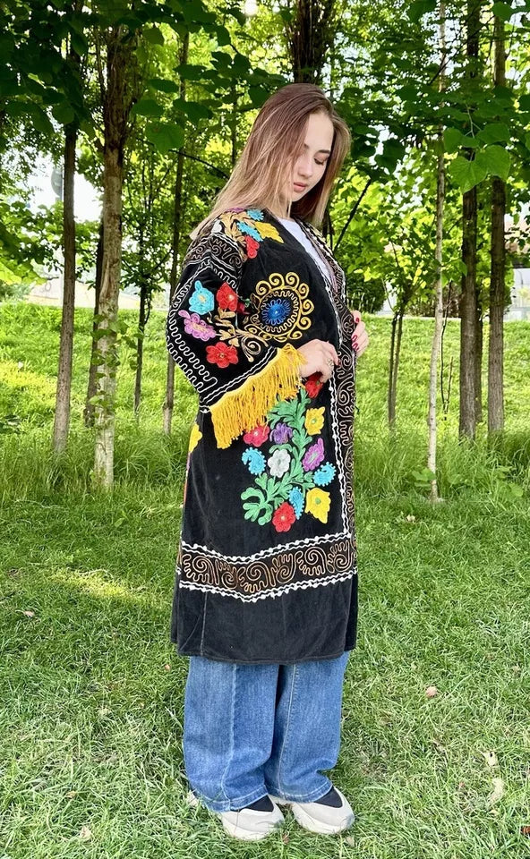 Vintage Handmade Uzbek Suzani Chapan: Upcycled Embroidered Kaftan